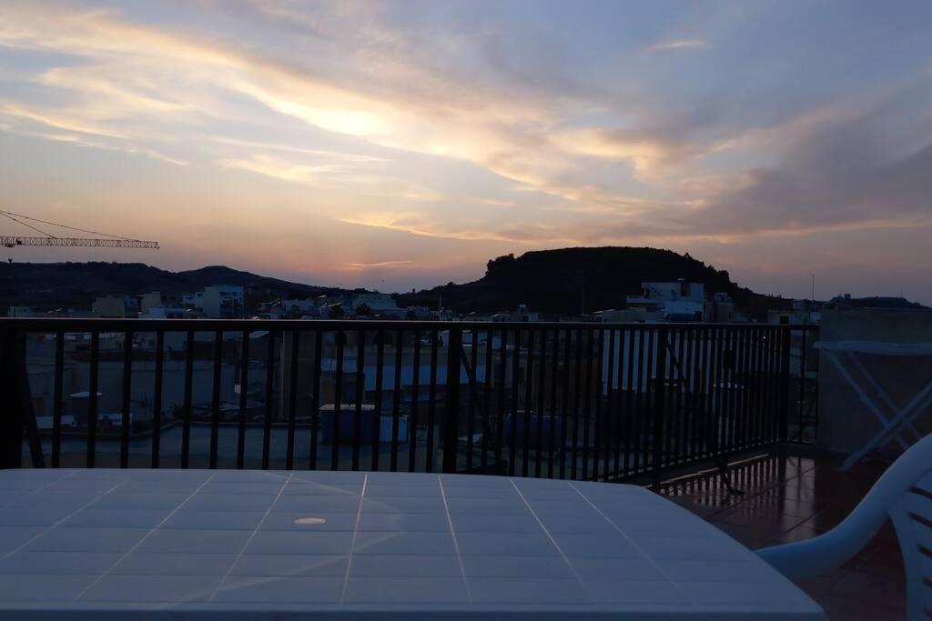 Sunset Suite Victoria Kültér fotó